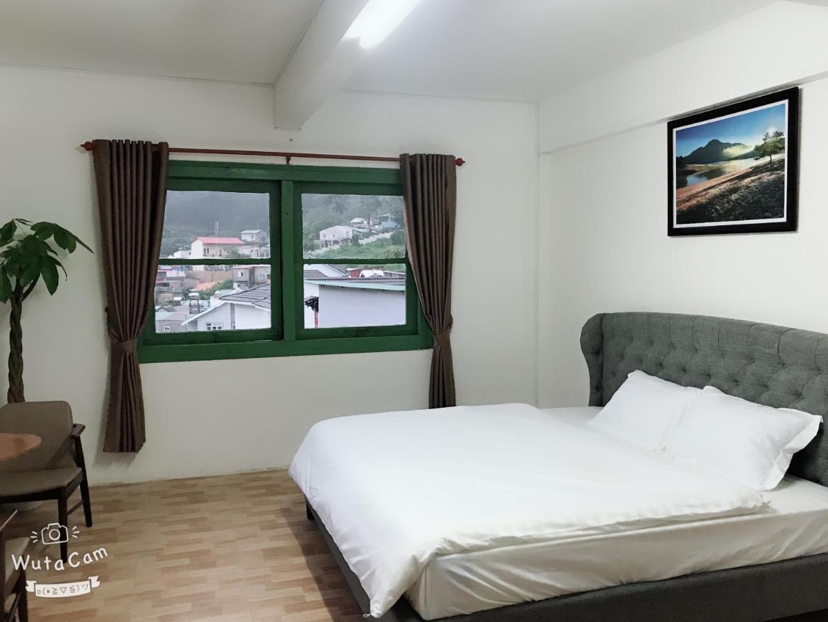 Homestay Khu Vuon Hoang Gia Dalat Exterior foto