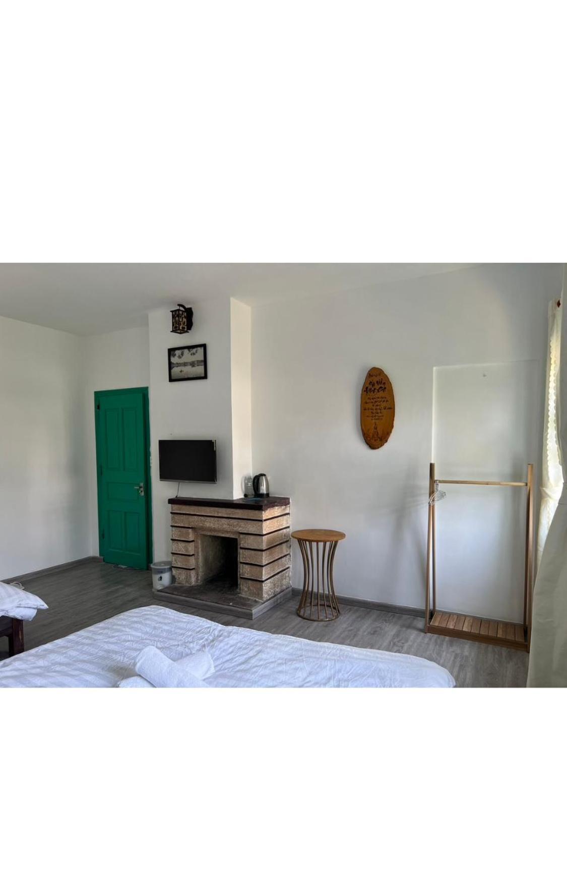 Homestay Khu Vuon Hoang Gia Dalat Exterior foto